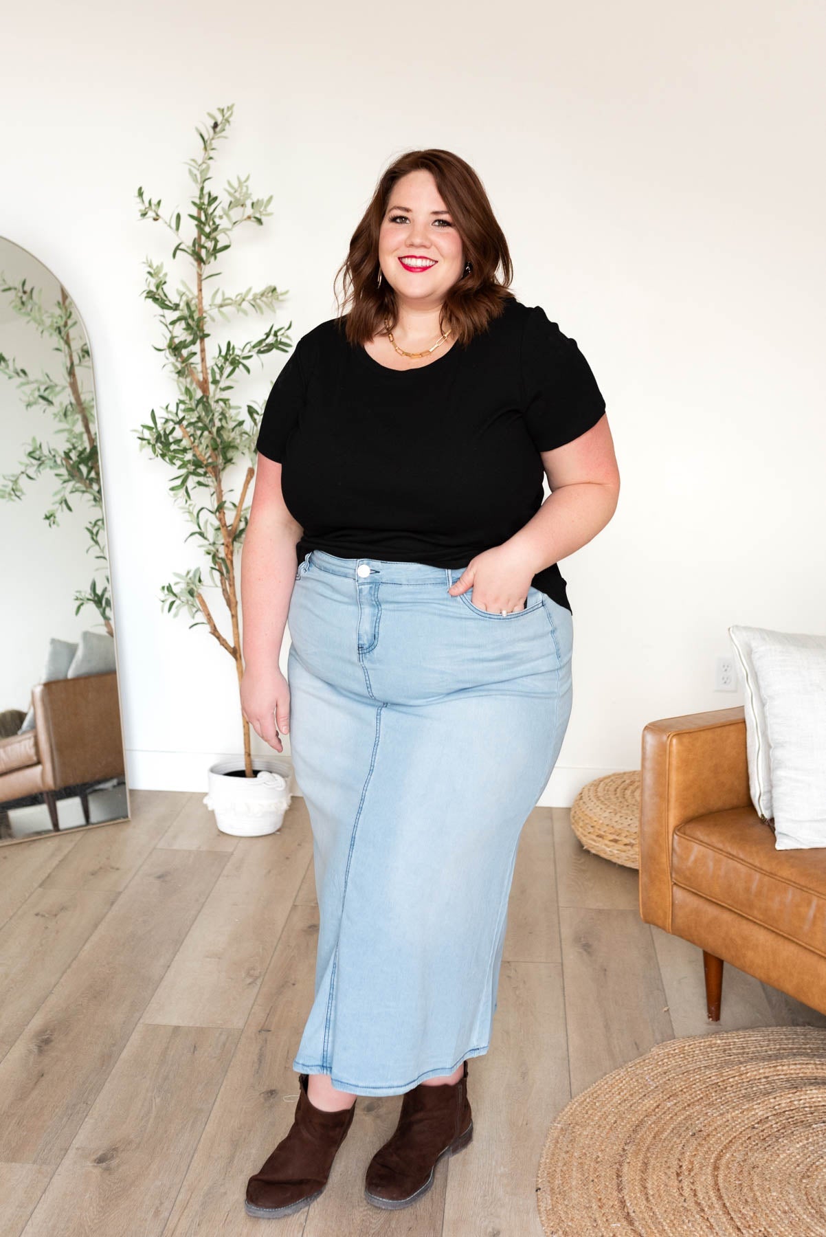Ari Black Ribbed Top