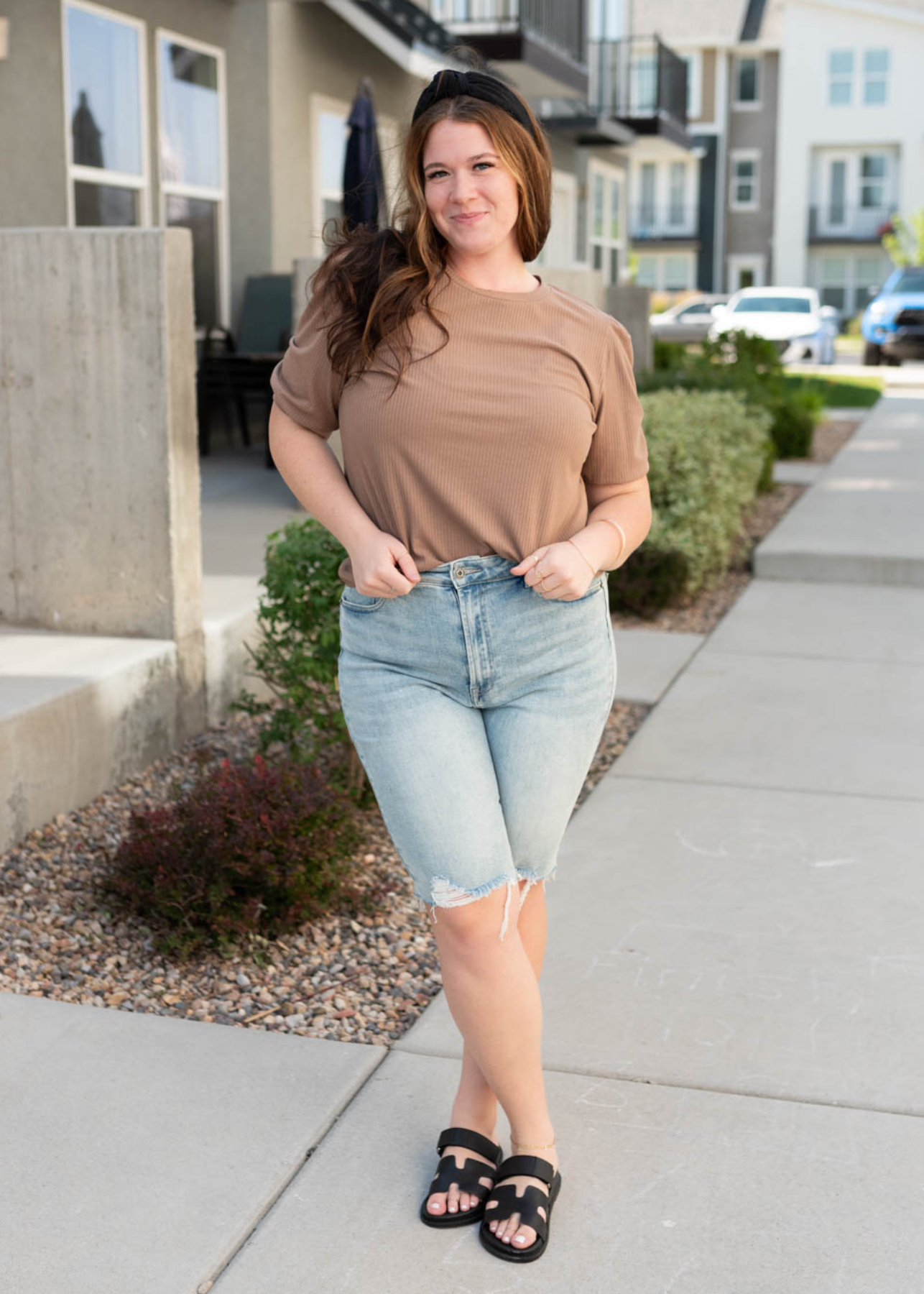 Hailee Basic Brown Top