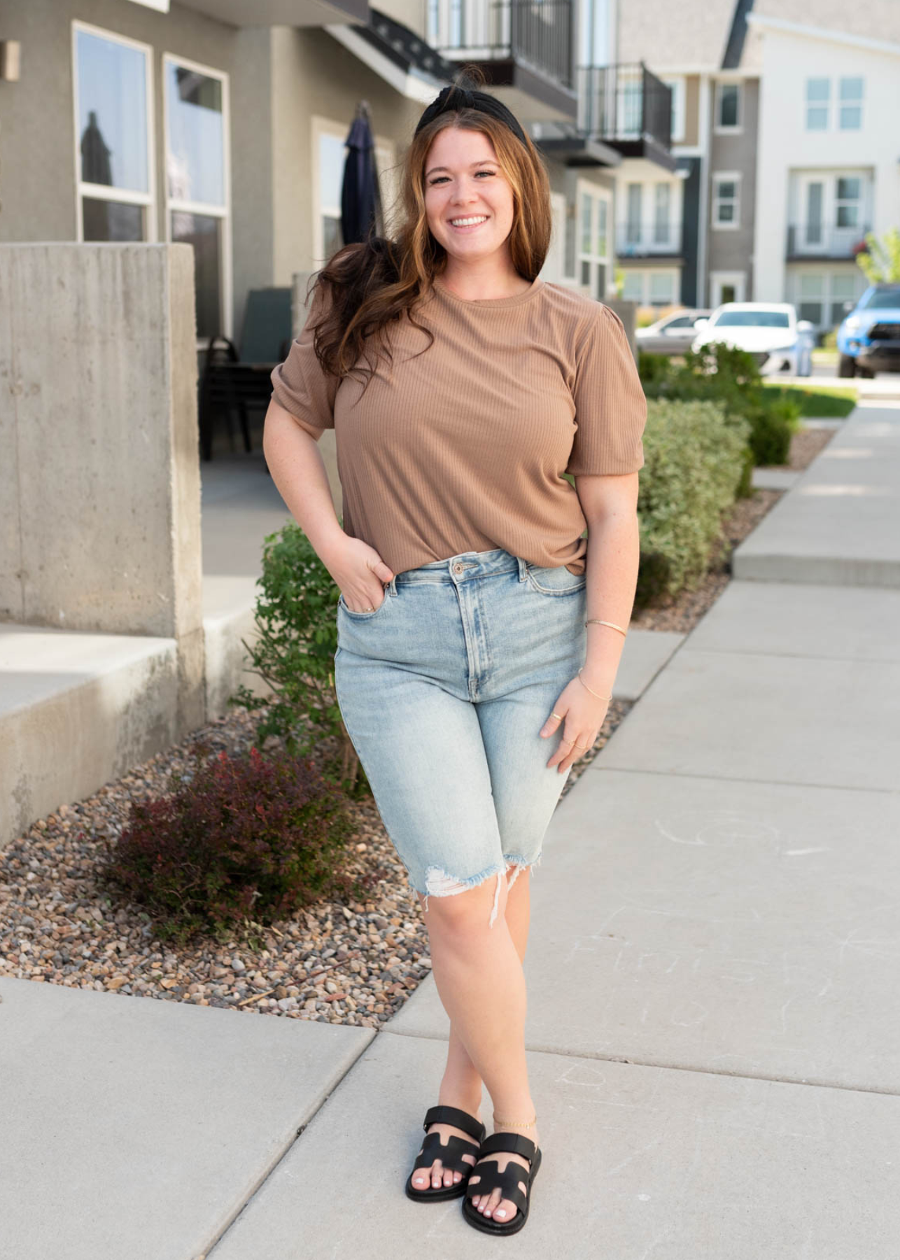 Hailee Basic Brown Top