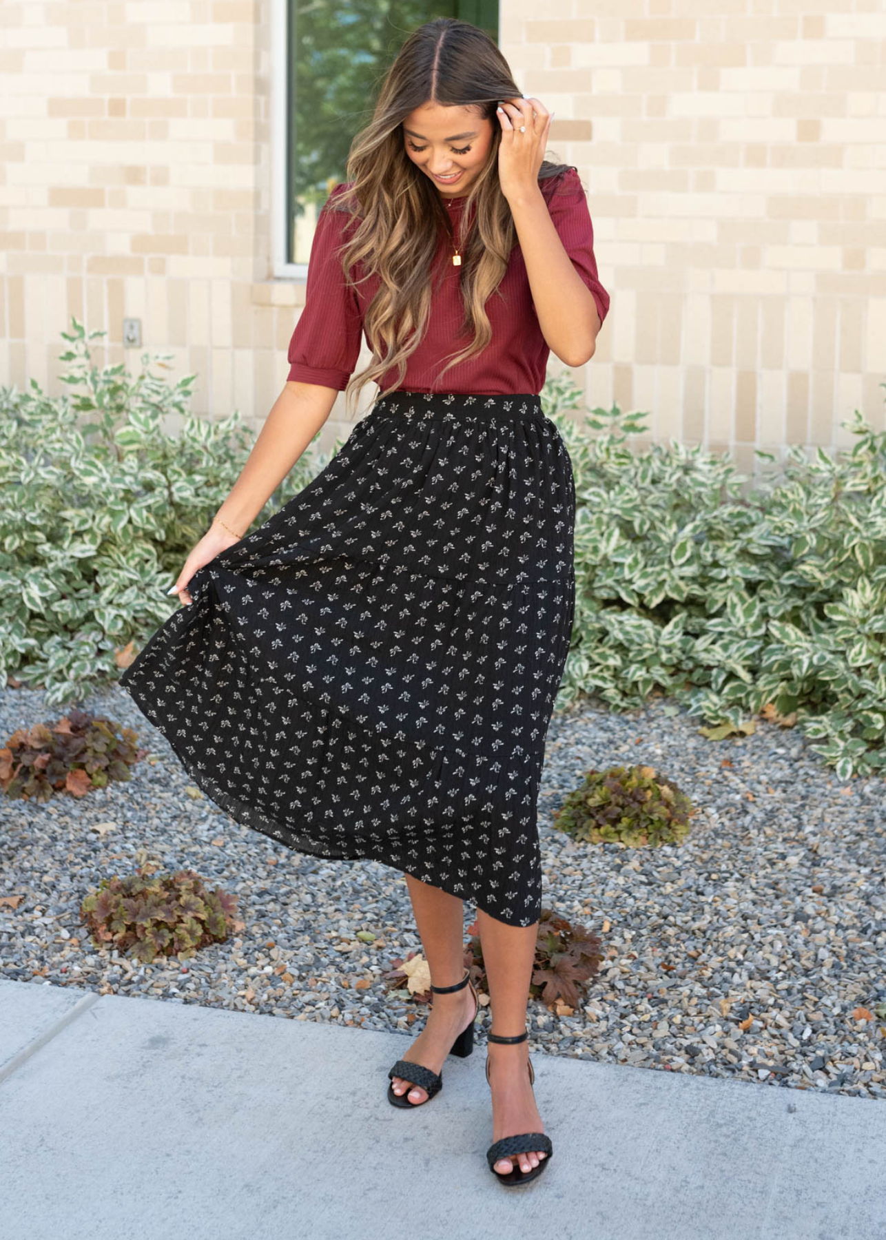 Hailee Basic Burgundy Top