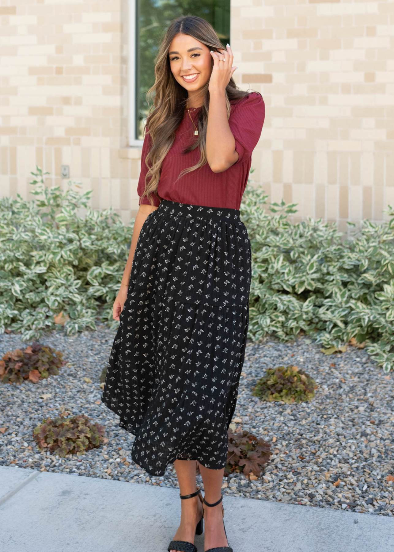 Hailee Basic Burgundy Top