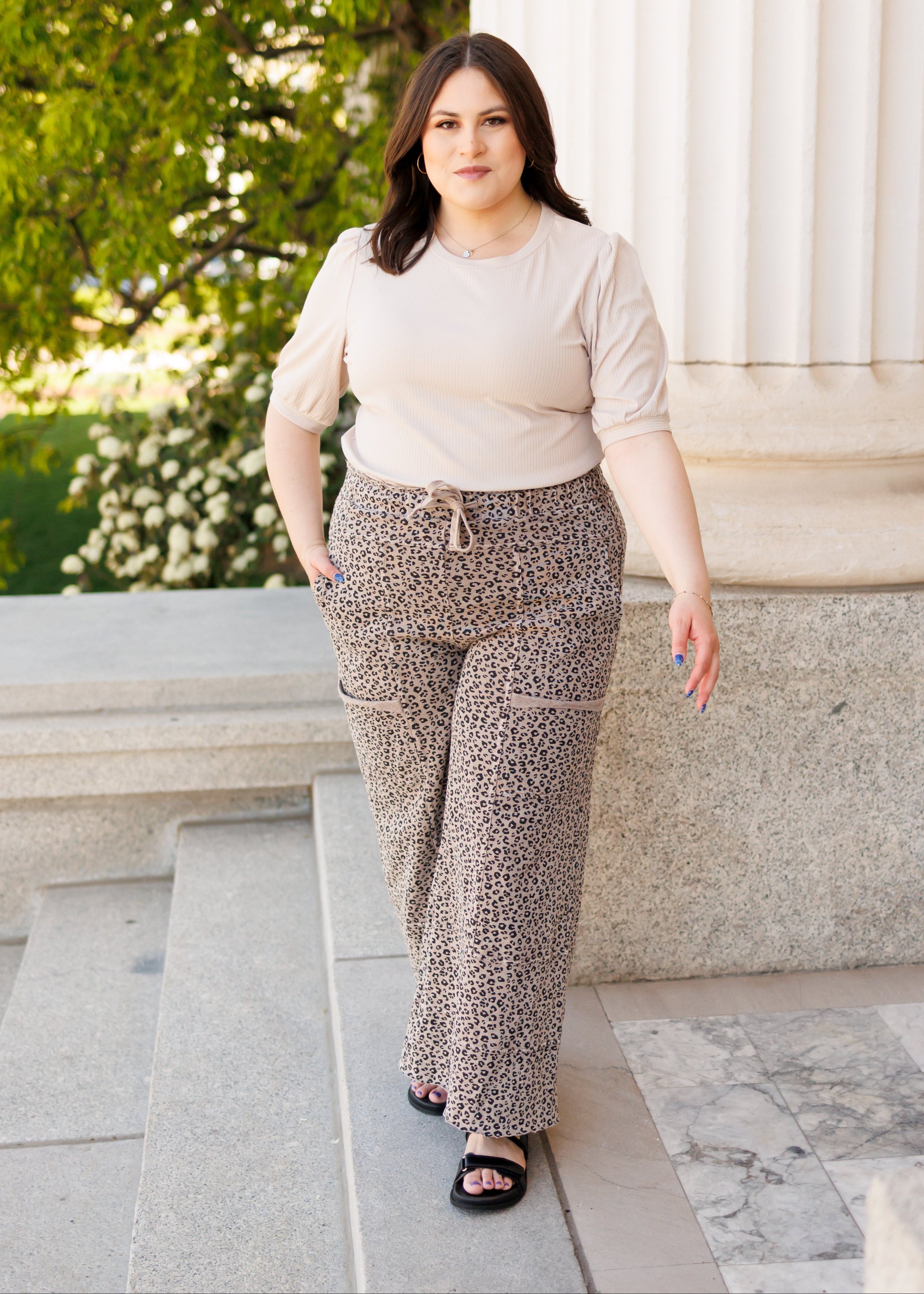Hailee Basic Oatmeal Top