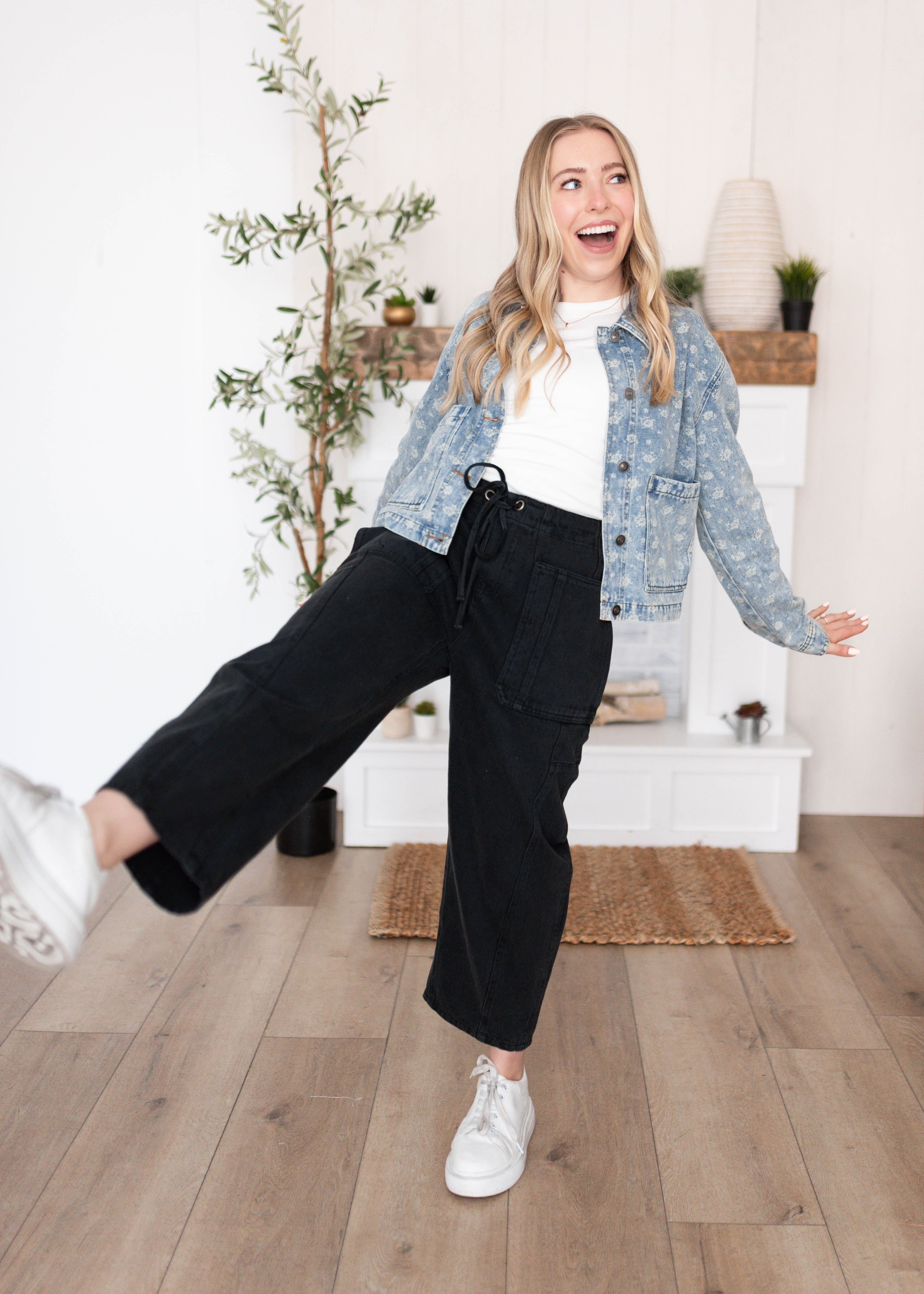 Londyn Black Drawstring Pants