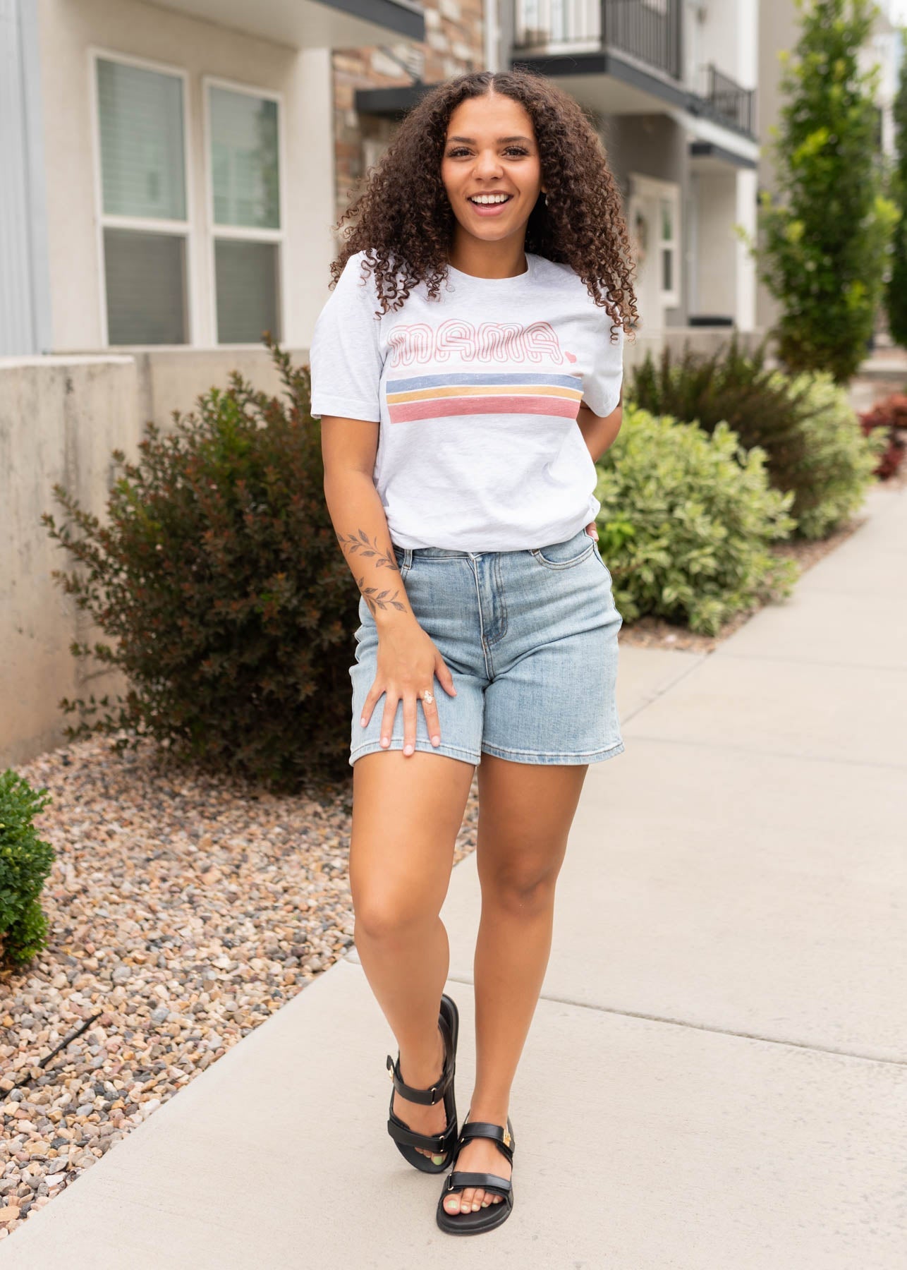 Mama Ash Grey Tee